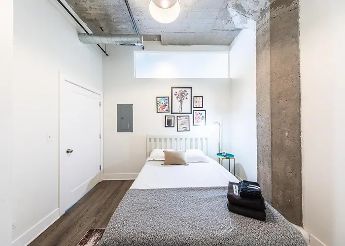 Modern 2br With Skyline View, Optional Parking & Gym Access Near Mccormick, Museum Campus, Grant Park & Soldier Field Appartement Chicago